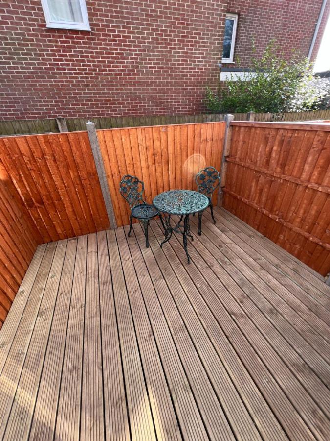 Apartamento Flat 8, 10 St Johns Bournemouth Exterior foto