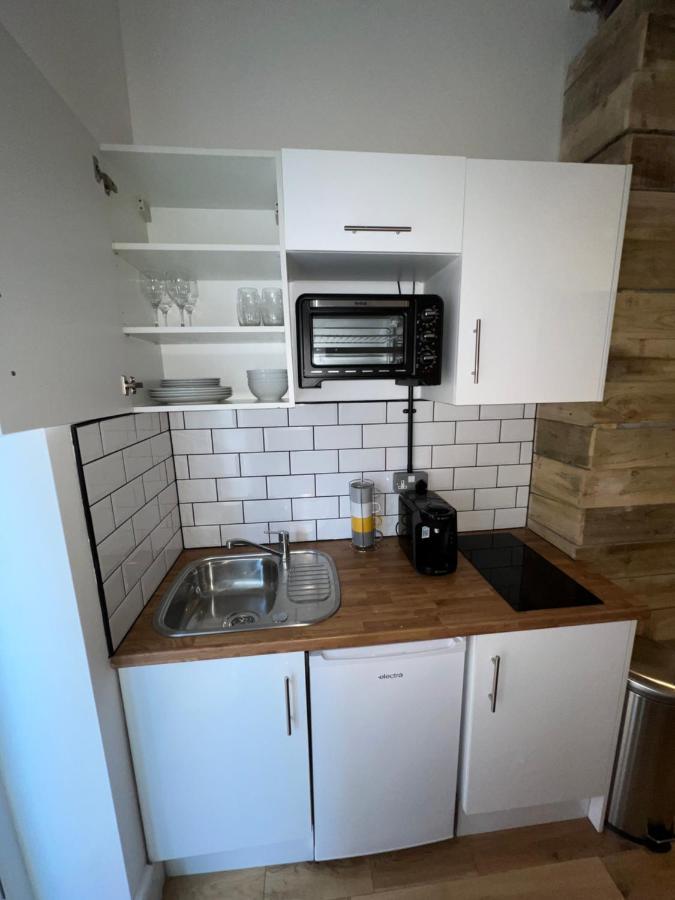 Apartamento Flat 8, 10 St Johns Bournemouth Exterior foto